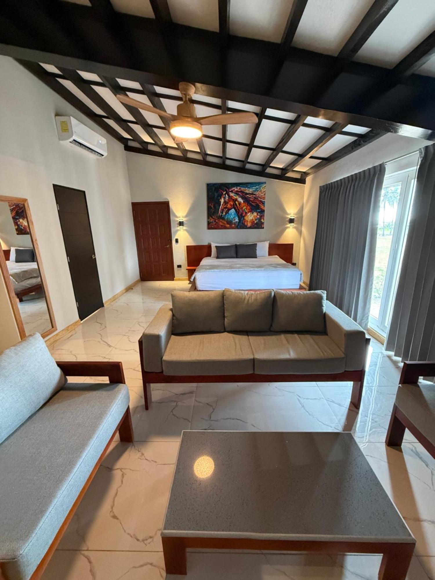 Hotel Tesoro Beach San Luis La Herradura Zewnętrze zdjęcie